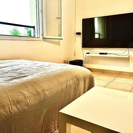 וילפונטיין Room In House מראה חיצוני תמונה